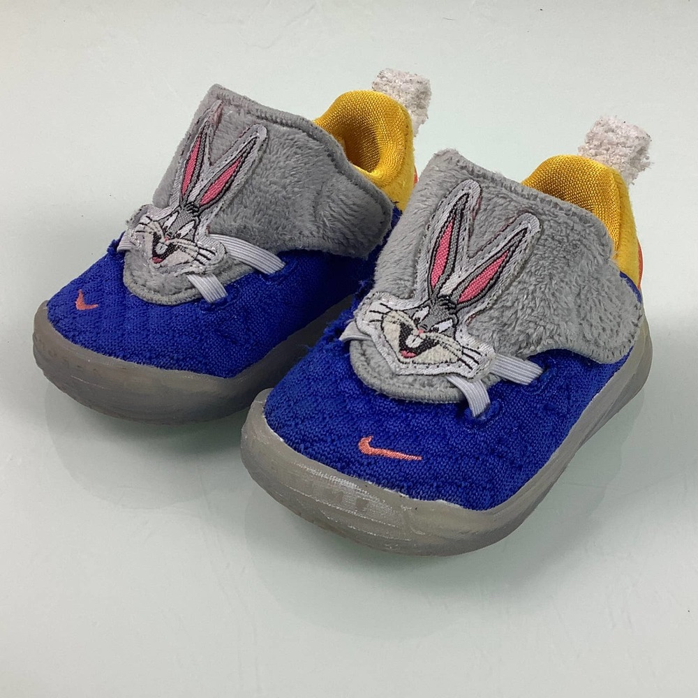 Nike Lebron 18 Space Jam Bugs Bunny toddler sneakers size 3C EUC